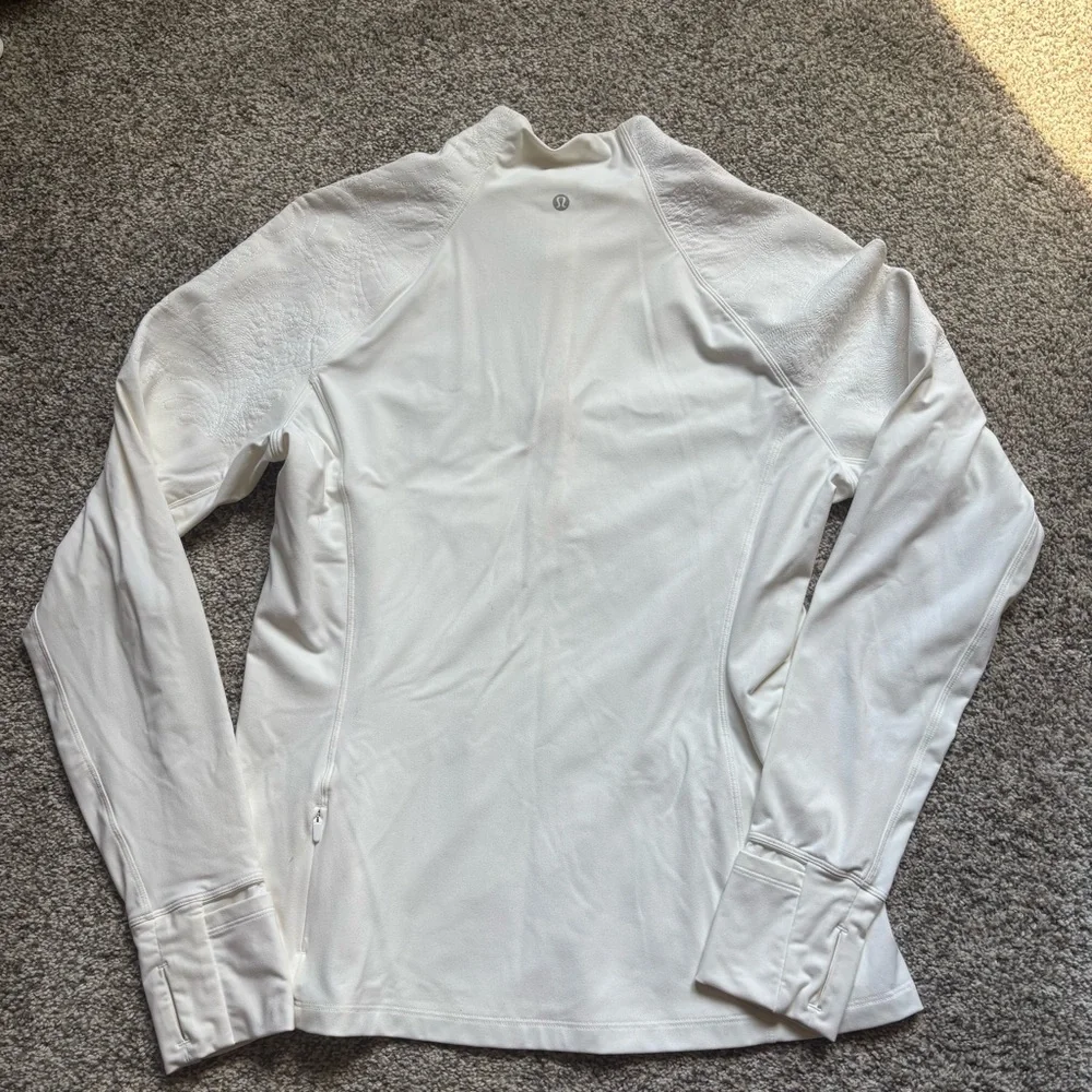 Lululemon 1/2 zip jacket cream size 12